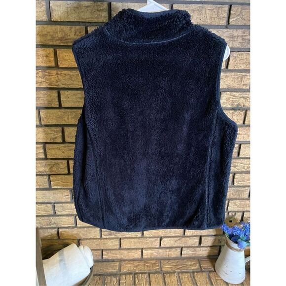 Zip Up Vest‎ - Picture 2 of 4